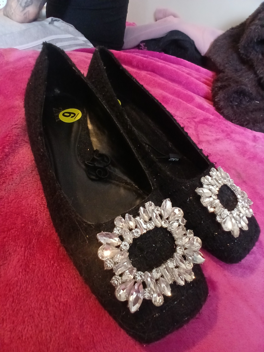 NWT Zara Black Embellished Crystal Brooch Flats (Sz 9)